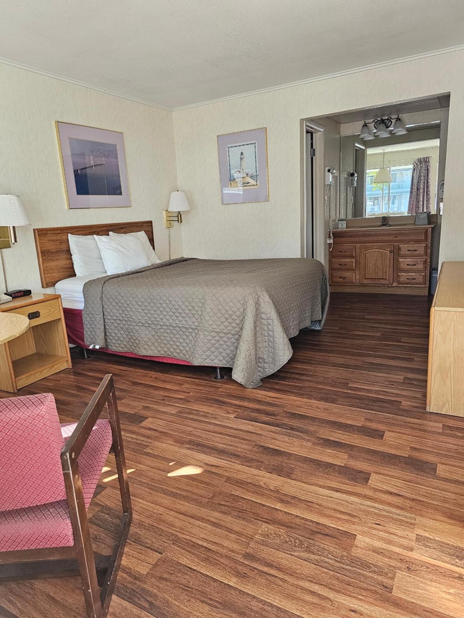 Travelodge By Wyndham Mackinaw City Dış mekan fotoğraf