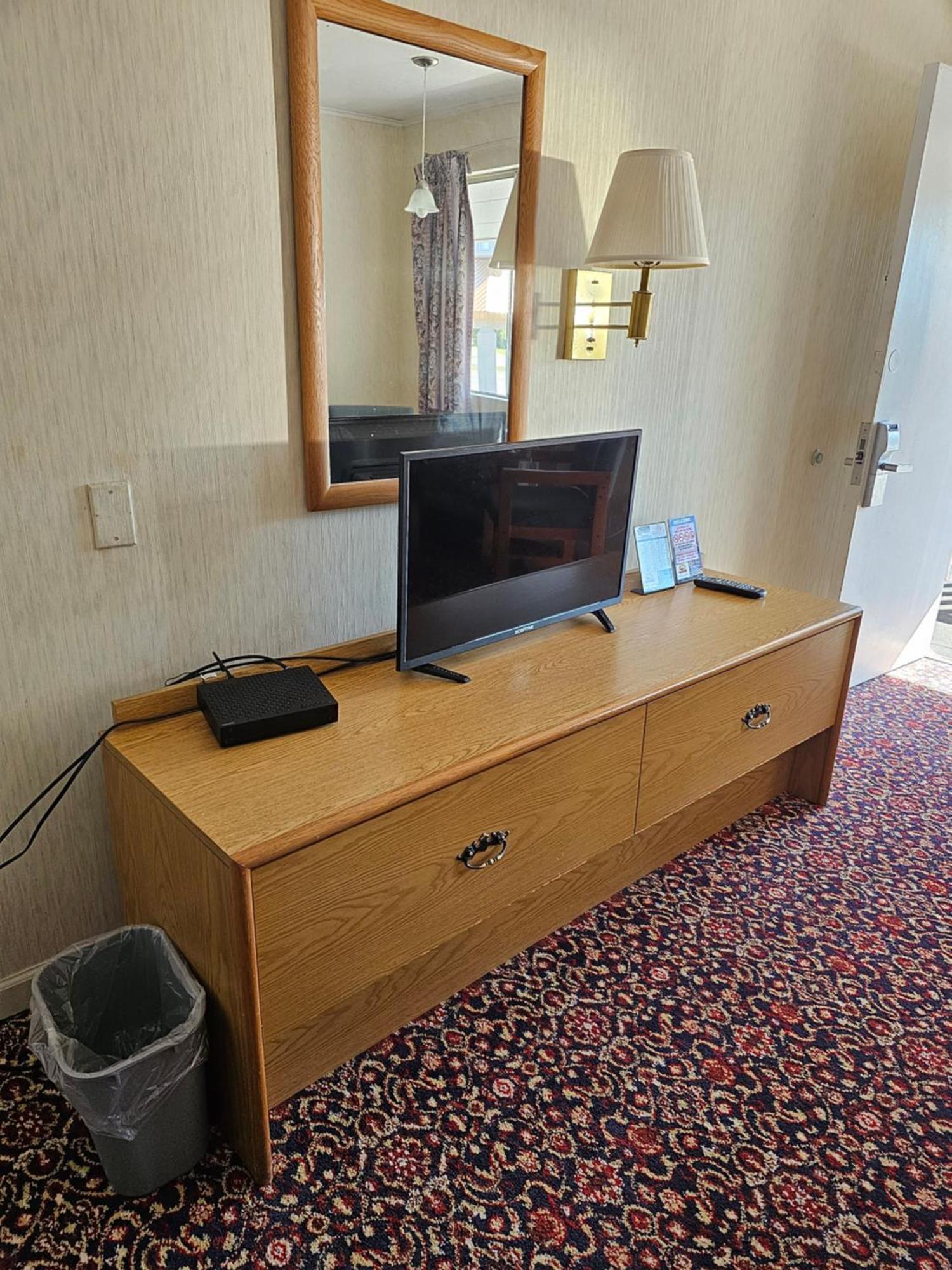 Travelodge By Wyndham Mackinaw City Dış mekan fotoğraf